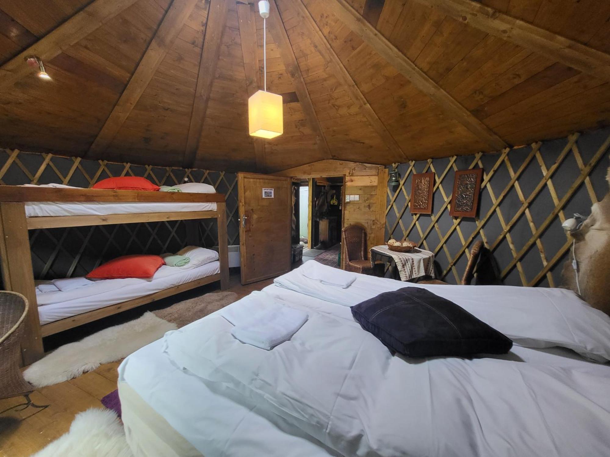 Хостел Hardanger Basecamp Osa Екстер'єр фото