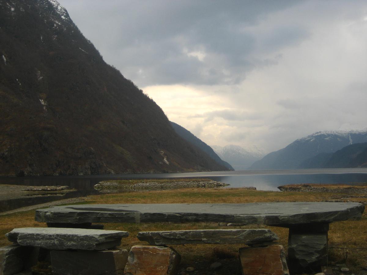 Хостел Hardanger Basecamp Osa Екстер'єр фото